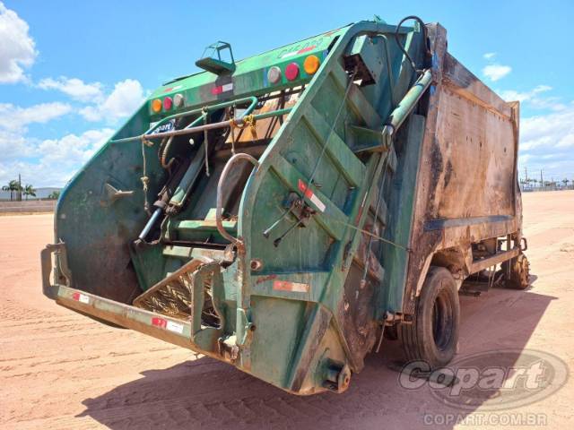 2011 VOLKSWAGEN WORKER 