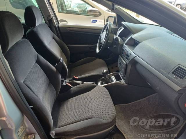 2011 CHEVROLET VECTRA HATCH 