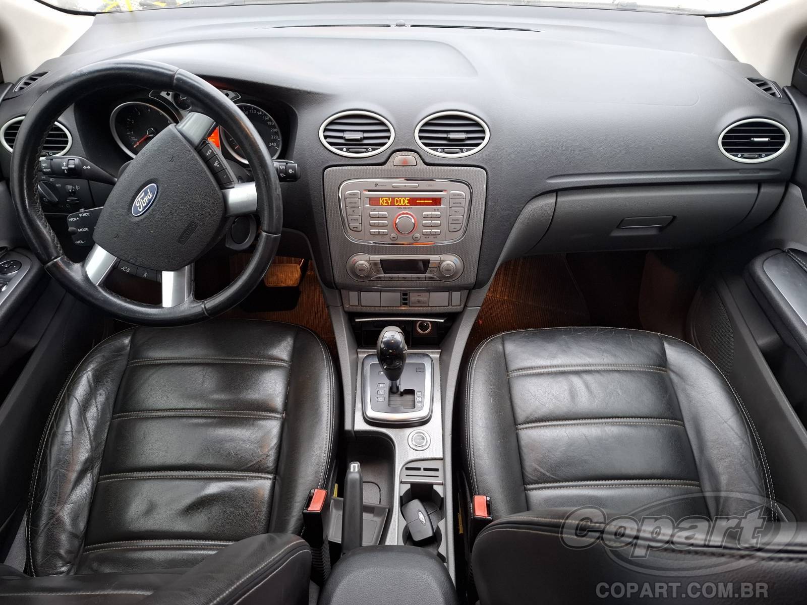 Foto 9 de 13: 2012 FORD FOCUS SEDAN
