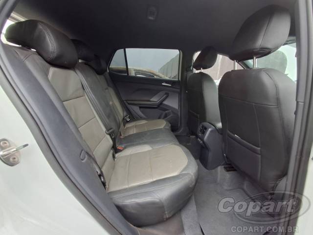 2022 VOLKSWAGEN T-CROSS 