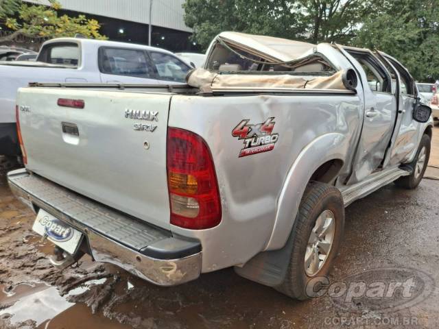 2011 TOYOTA HILUX CD 