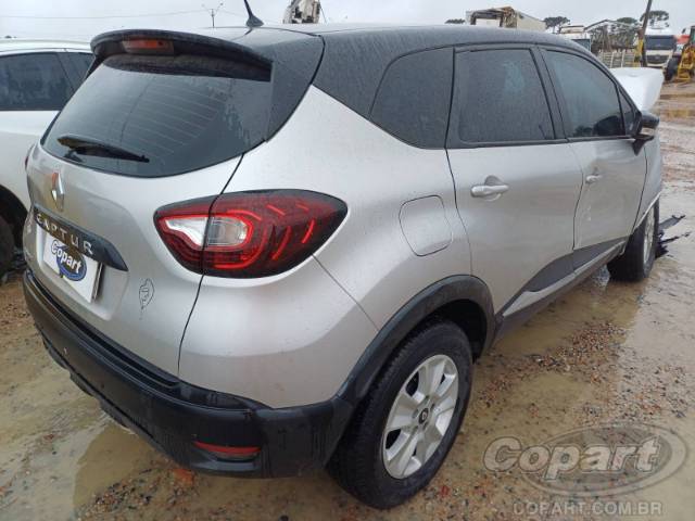2021 RENAULT CAPTUR 