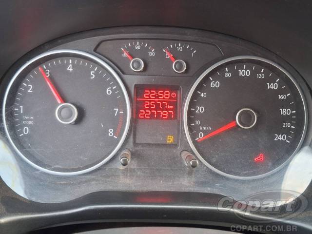 2013 VOLKSWAGEN GOL 