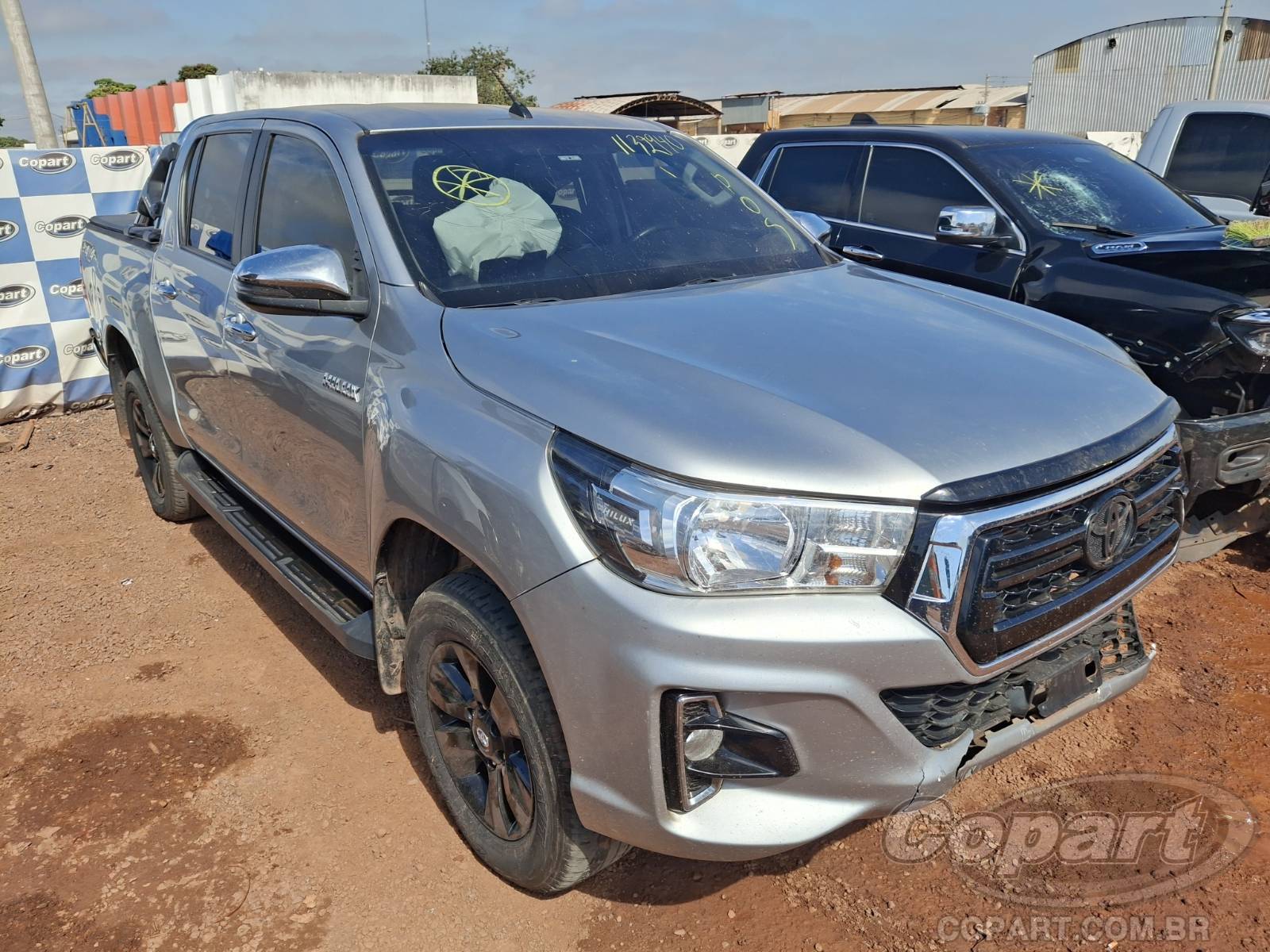 Toyota Hilux CD 2020 em leilão