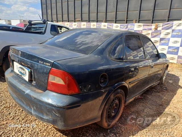 2000 CHEVROLET VECTRA 