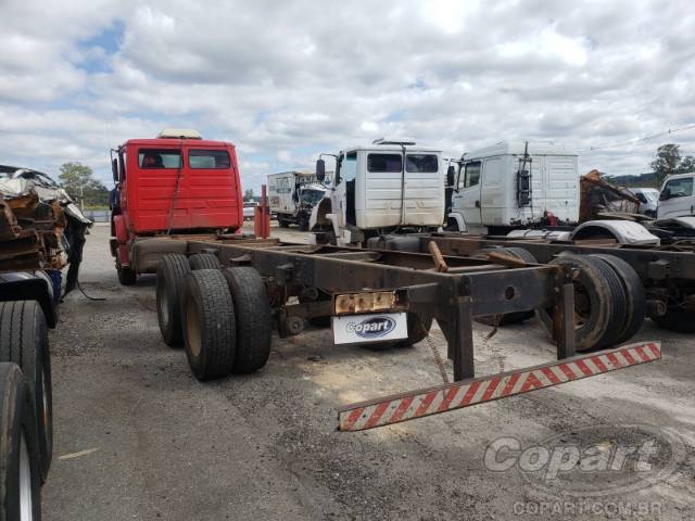 2010 MERCEDES BENZ L-1620 