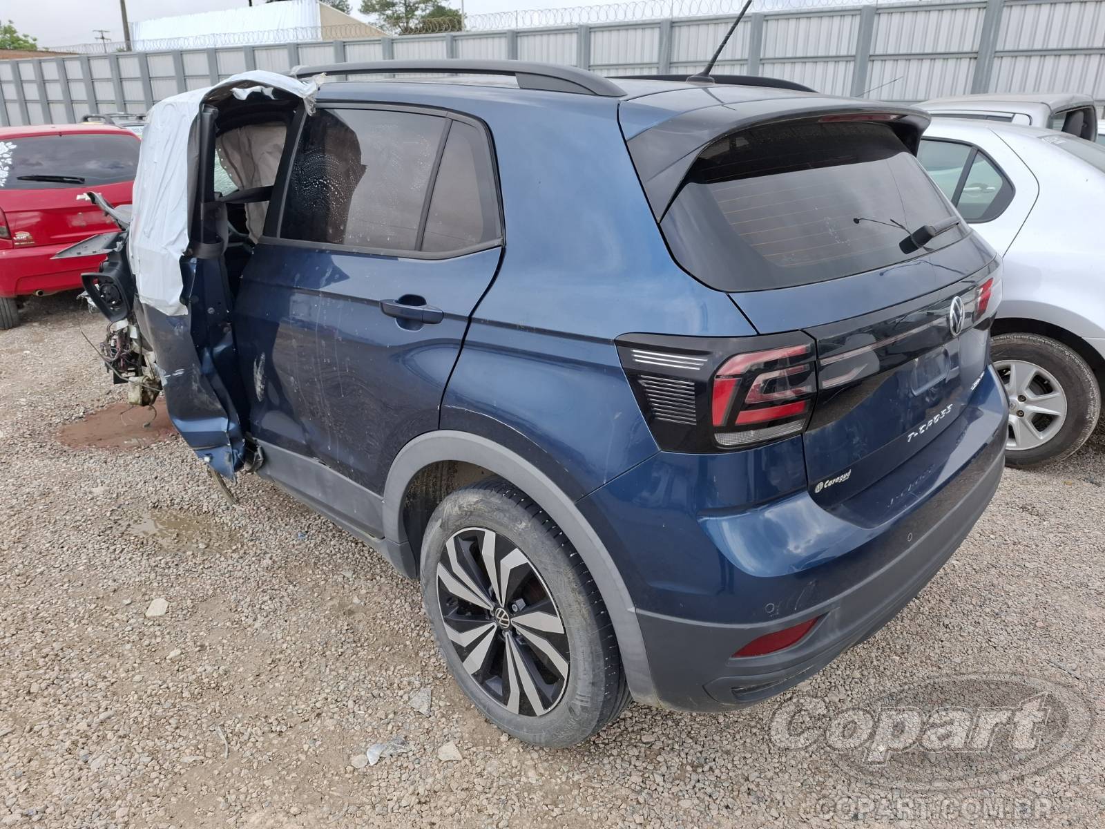 Foto 3: 2023 VOLKSWAGEN T-CROSS
