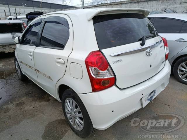 2013 TOYOTA ETIOS 