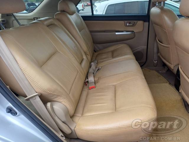2014 TOYOTA HILUX SW4 