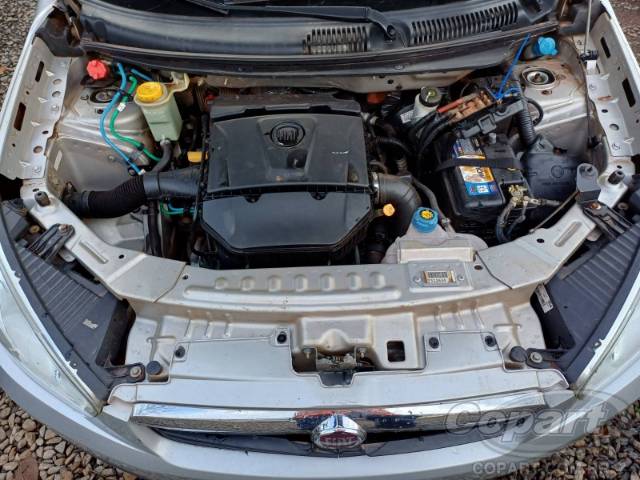 2016 FIAT GRAND SIENA 