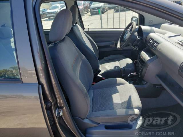 2010 VOLKSWAGEN FOX 