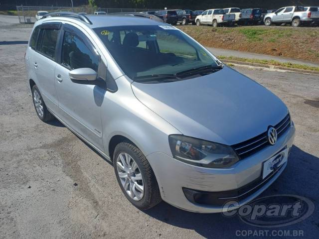2013 VOLKSWAGEN SPACEFOX 