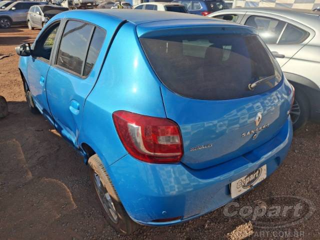 2015 RENAULT SANDERO 