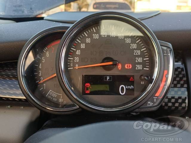 2018 MINI COOPER 