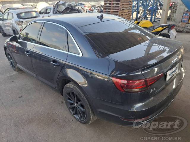 2018 AUDI A4 