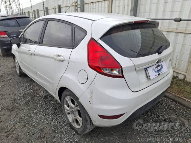 2015 FORD FIESTA 