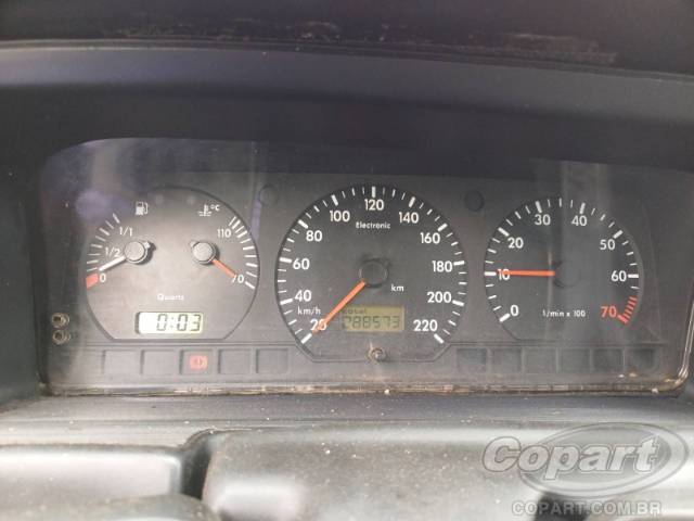 2000 VOLKSWAGEN SANTANA 