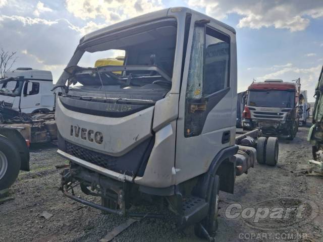 2022 IVECO TECTOR 