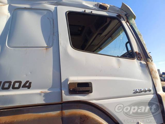 2016 MERCEDES BENZ AXOR 