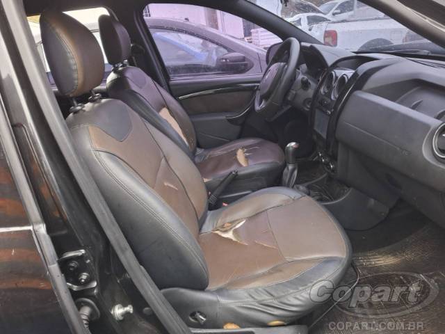 2016 RENAULT DUSTER 