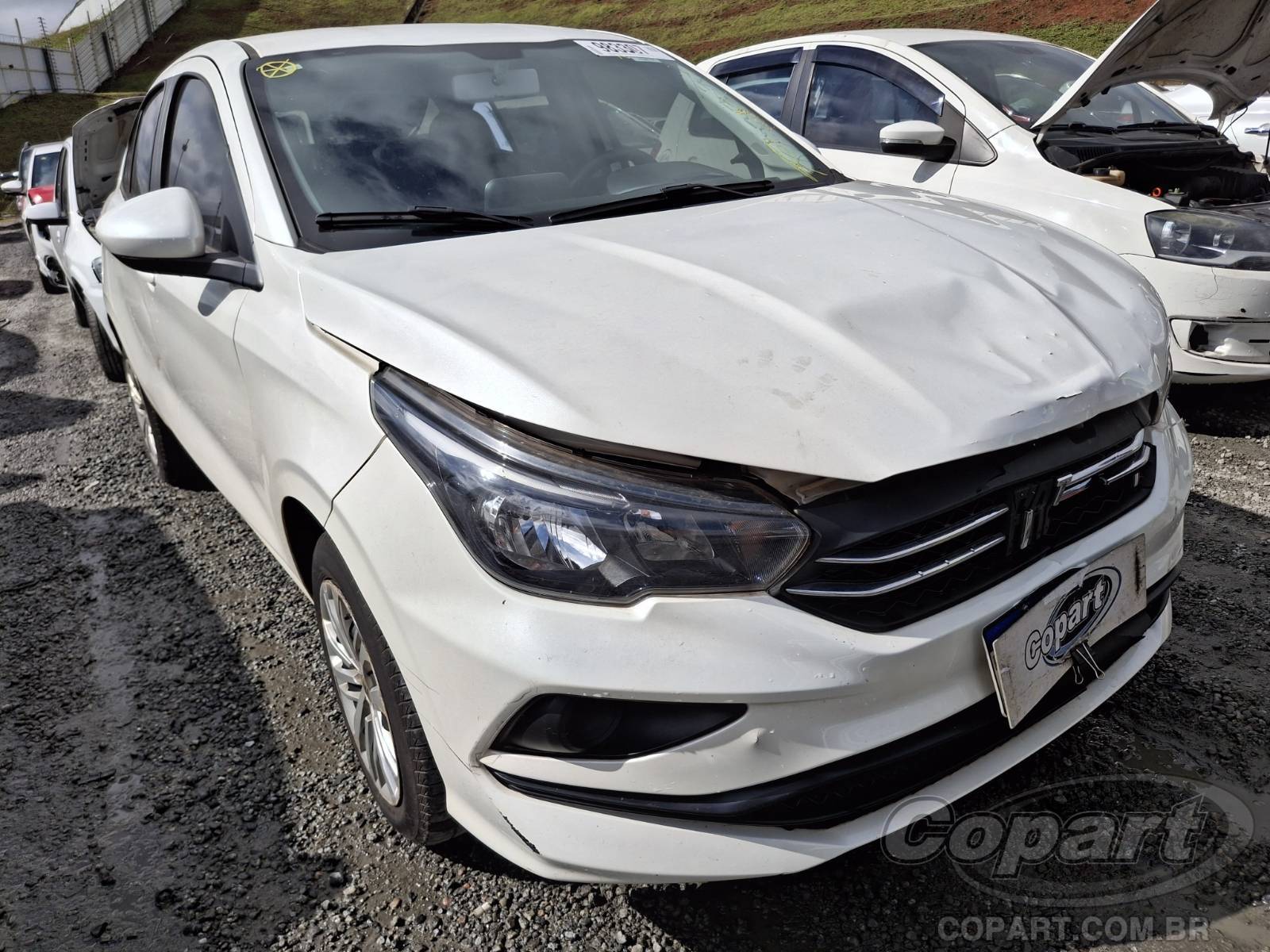 Veículo Fiat Cronos Fiat Cronos Drive 1.3 Firefly 2023 Médio Dano Traseiro 2023 em leilão
