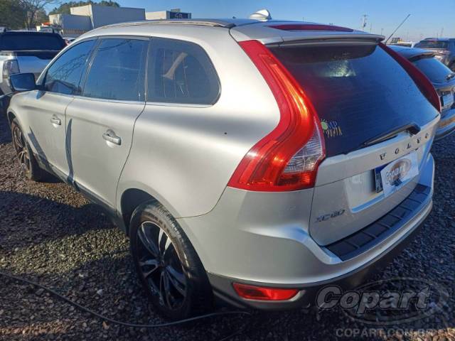 2011 VOLVO XC60 