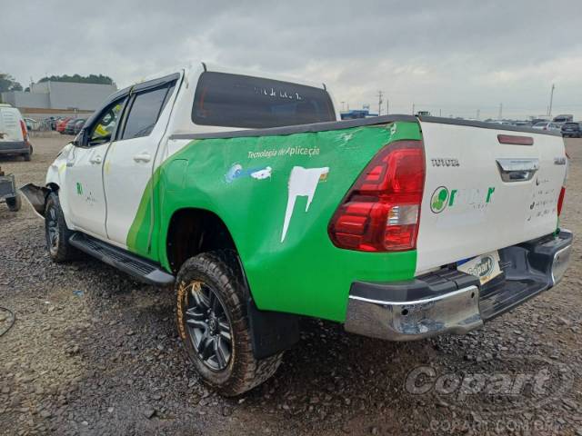 2025 TOYOTA HILUX CD 