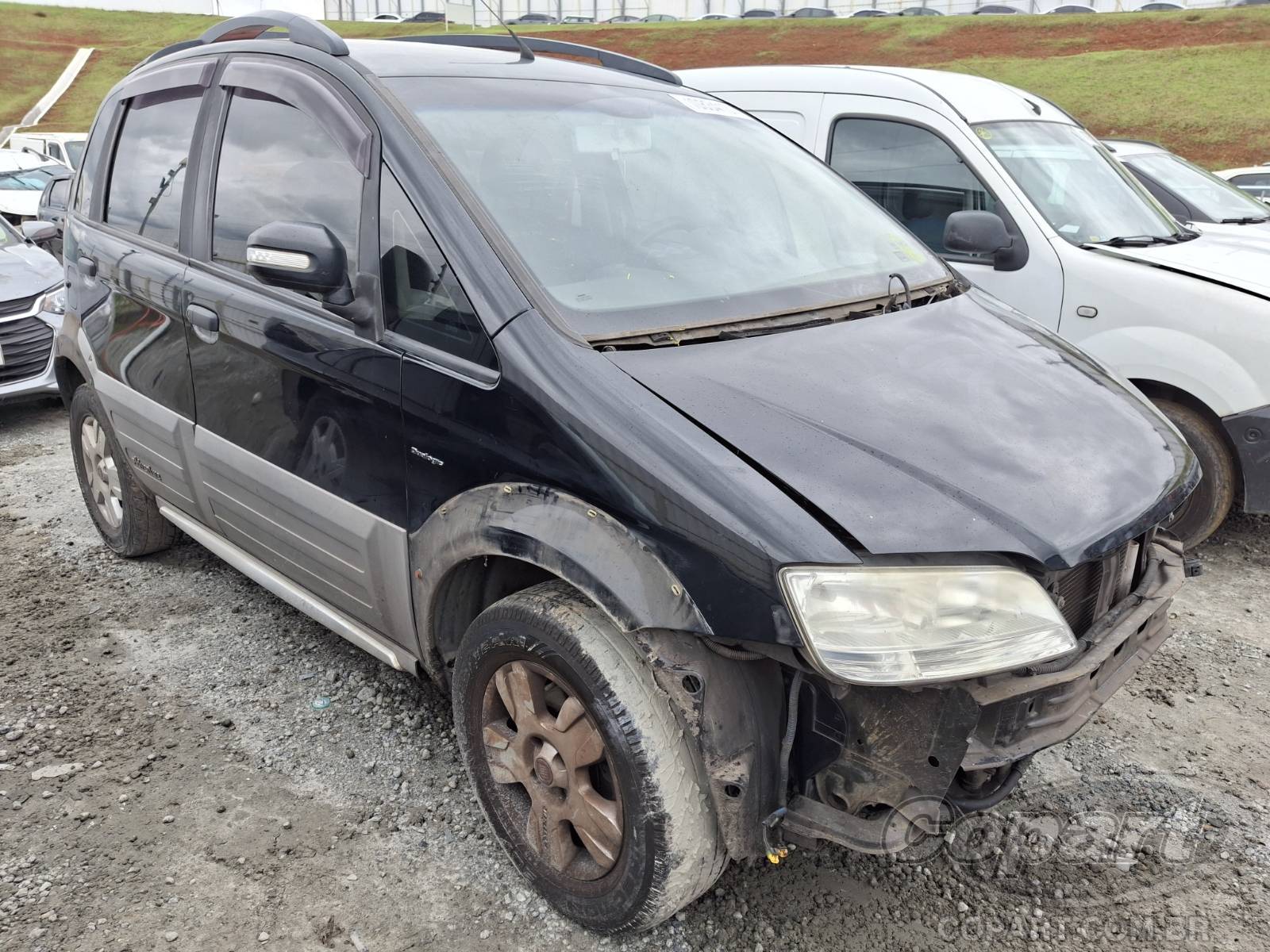 Veículo Fiat Idea FIAT IDEA Adventure 1.8 2010 2010 em leilão