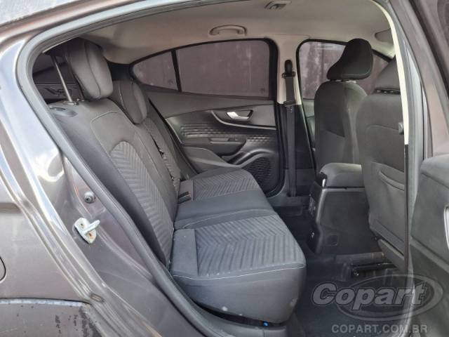 2023 FIAT FASTBACK 
