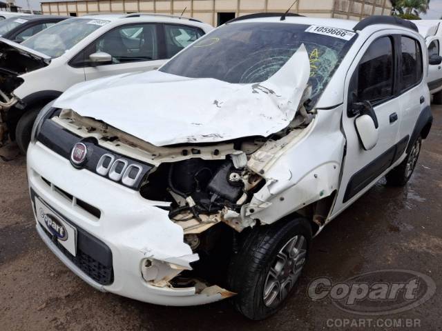 2015 FIAT UNO 