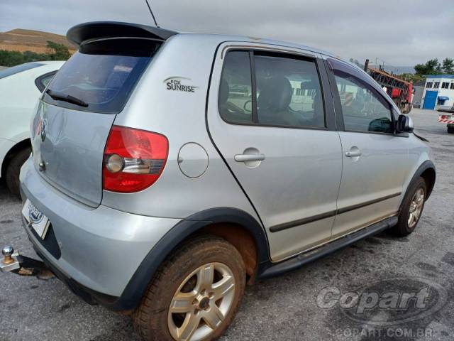 2010 VOLKSWAGEN FOX 