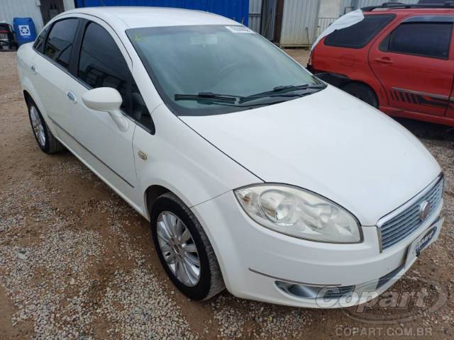 2013 FIAT LINEA 