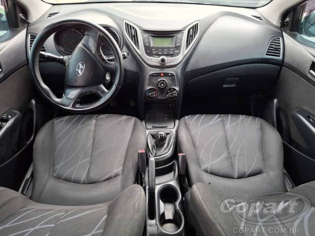 2015 HYUNDAI HB20 