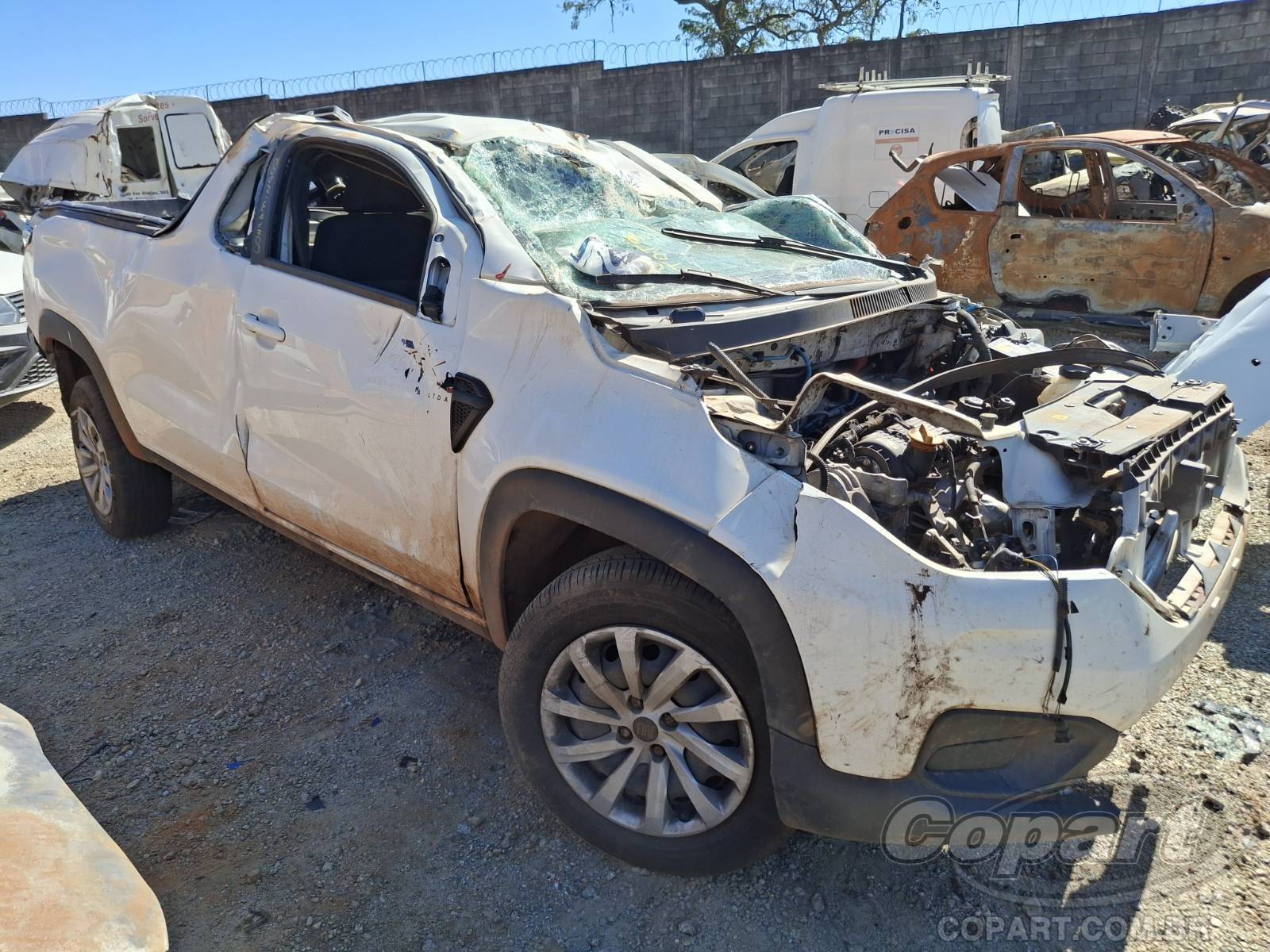 Fiat Strada 2023 em leilão