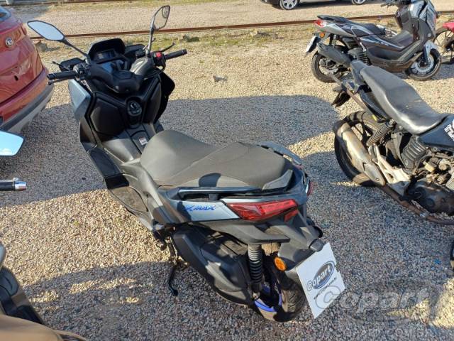 2025 YAMAHA XMAX 