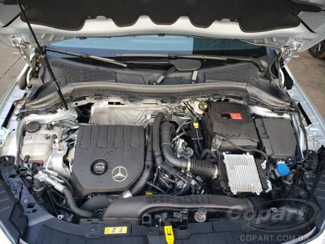 2025 MERCEDES-BENZ GLA 