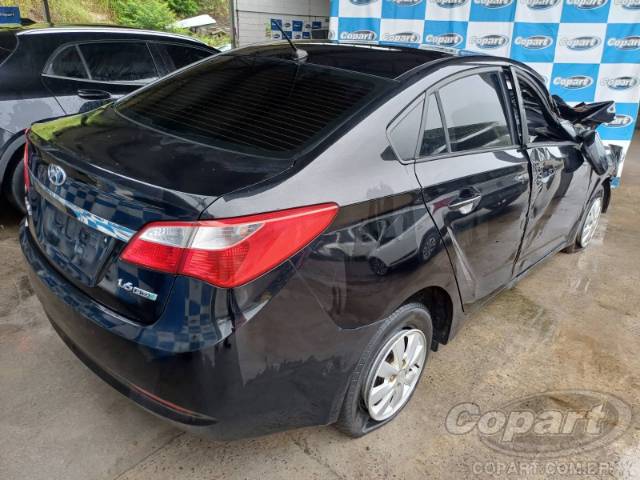 2015 HYUNDAI HB20S 