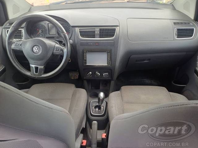 2011 VOLKSWAGEN FOX 
