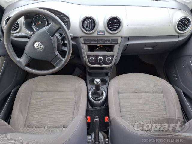 2010 VOLKSWAGEN VOYAGE 