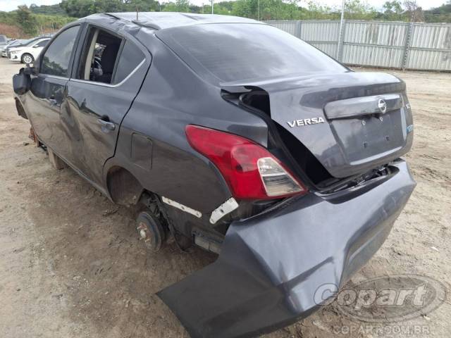 2018 NISSAN VERSA 