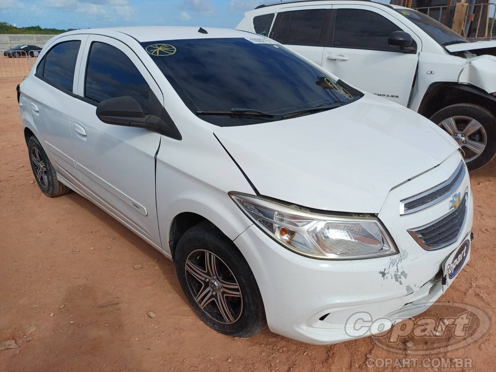 Veículo GM - Chevrolet Onix 2015 CHEVROLET ONIX LT 1.0 SPE 2015 em leilão