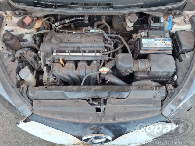 2013 HYUNDAI HB20 