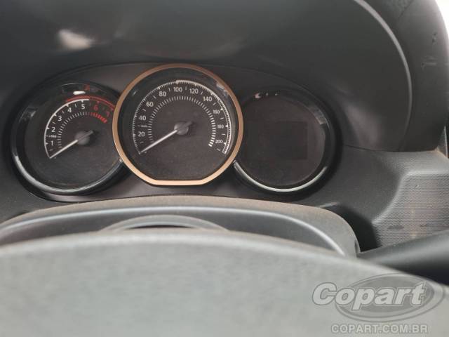 2019 RENAULT DUSTER 