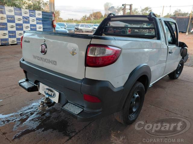 2015 FIAT STRADA 