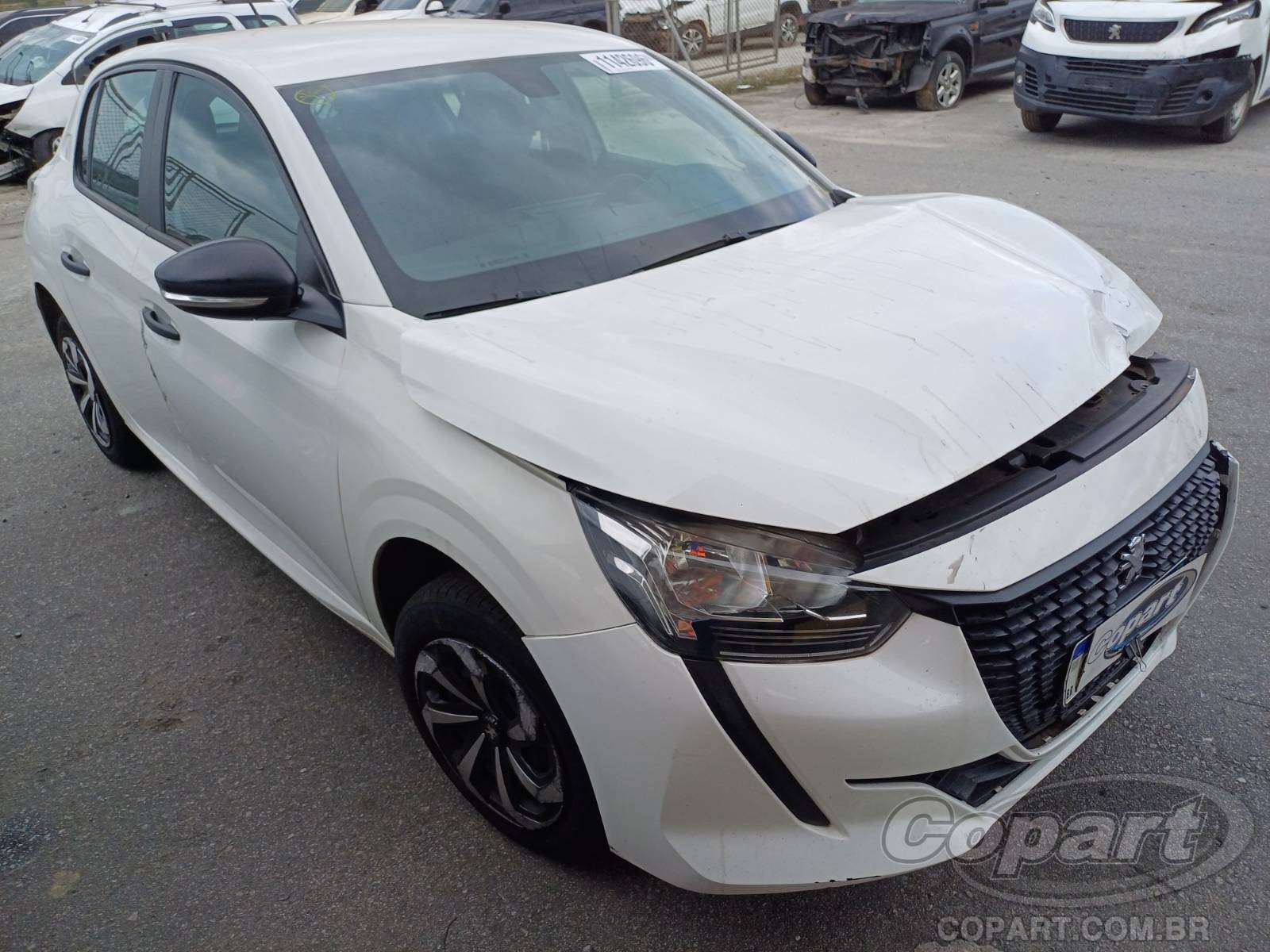 Peugeot 208 2023 em leilão