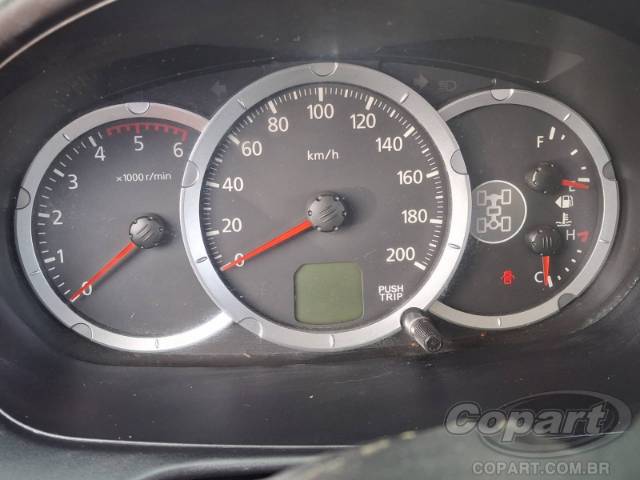 2011 MITSUBISHI PAJERO DAKAR 
