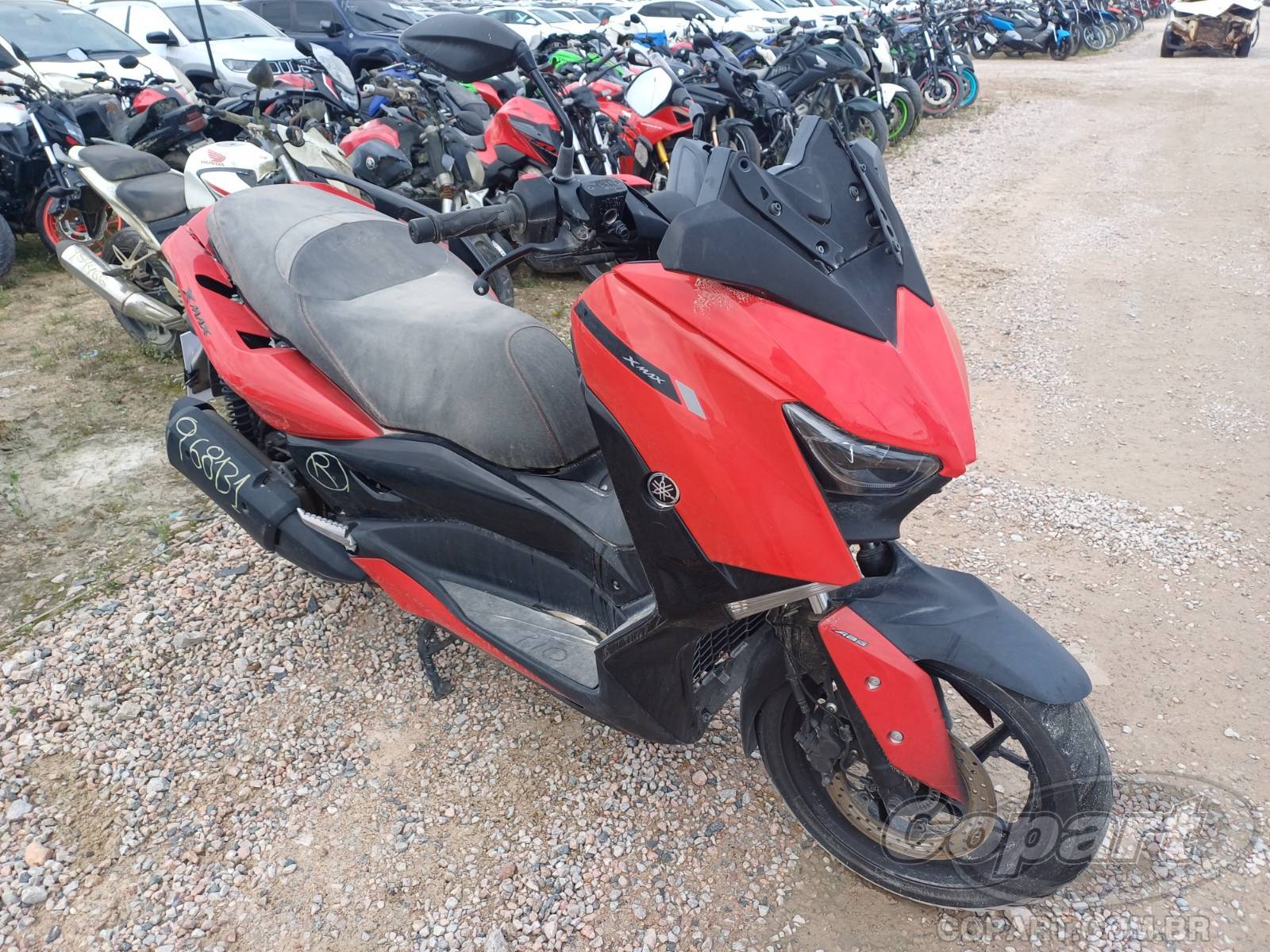 Yamaha XMAX 250 ABS CVT 2024 Colisão Pequena Monta
