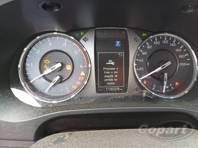 2022 TOYOTA HILUX CD 