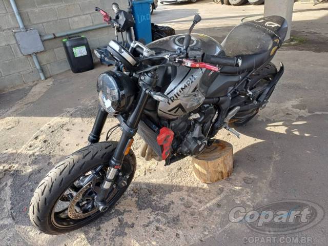 2023 TRIUMPH TRIDENT 