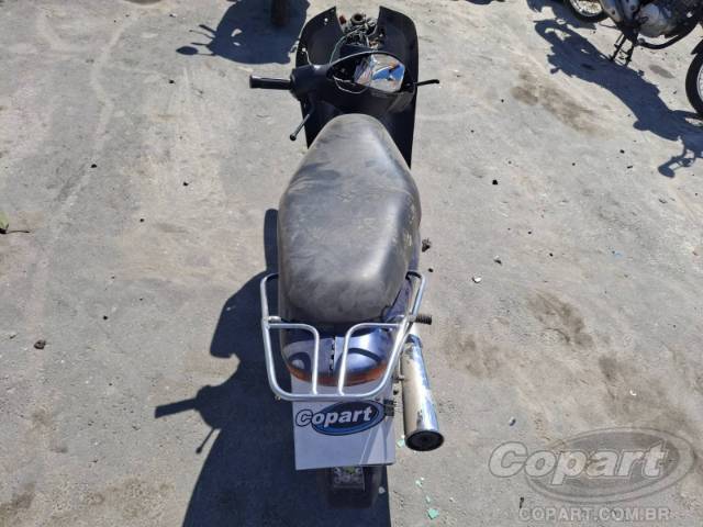 2005 HONDA C 100 